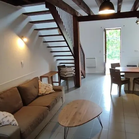 Familial De La Bastide Du Puech בית נופש *